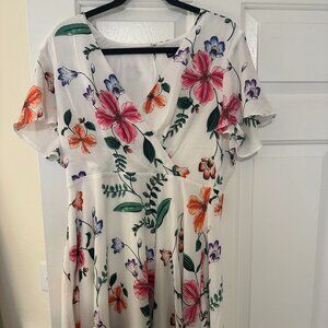 EXPRESS White Floral Mini Dress size 14